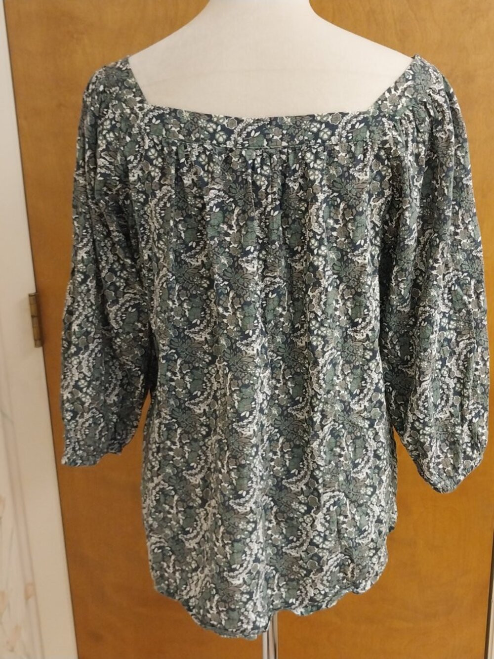 CHAPS FLORAL PRINT PEASANT TOP BLOUSE SIZE L - Picture 4 of 7